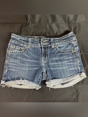 Miss Me JP5011-4L Cutoff Denim Short Size 28